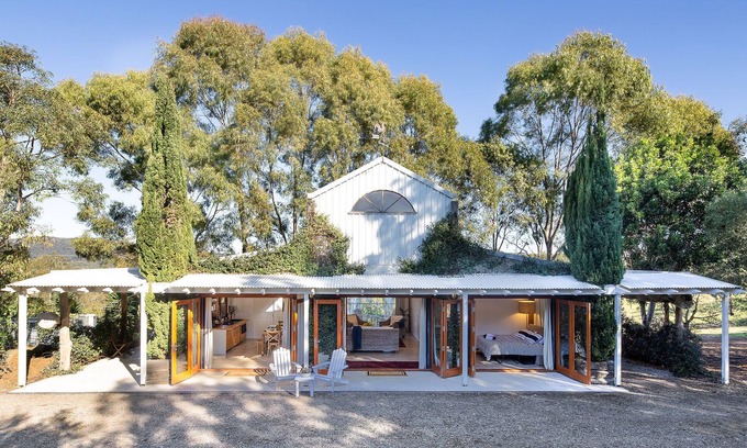 Wallis Lake House | Scenic Lakeview Barn: Pet-Friendly Retreat with Pool & More