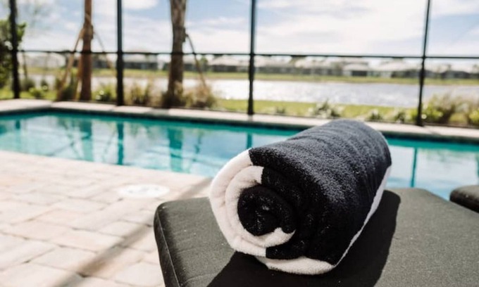 Naples House | Elegant Lakeview Villa in Naples with Private Pool Access