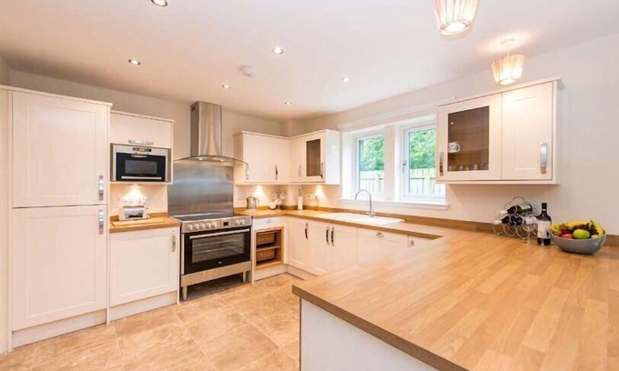 Carberry House | Elegant Lodge Amidst 40 Acres of Beautiful Gardens