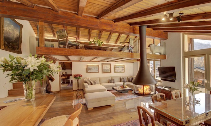 Zermatt Apartment | Elegant Loft with Matterhorn View, Steps from Ski Lift