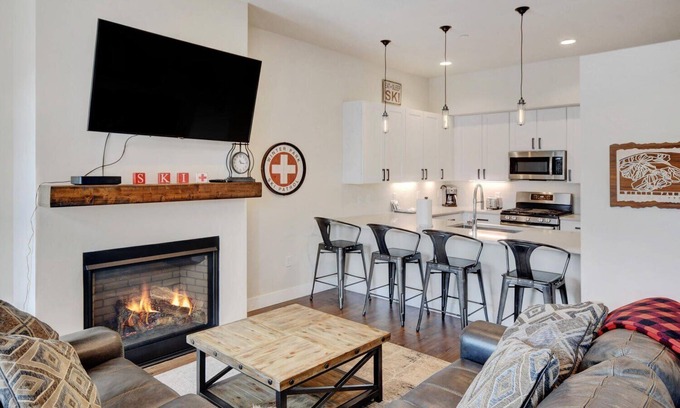Winter Park House | Exquisite Loft 16 with Hot Tub & Breathtaking Views