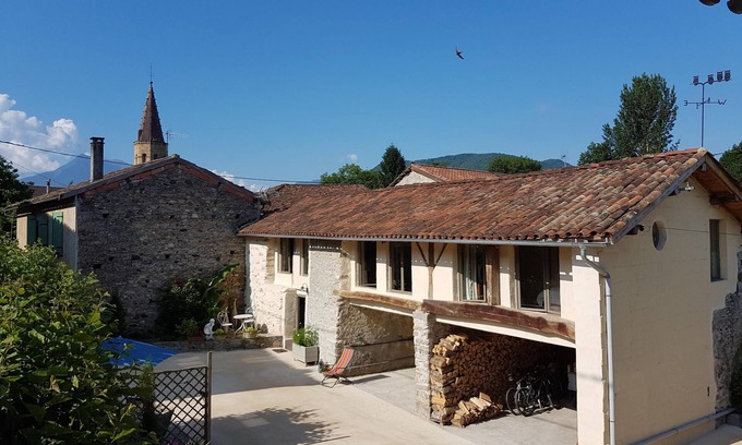 Soueich Apartment | Pet-Friendly Loft in the Pyrenees: Rated 9.8/10 Comfort