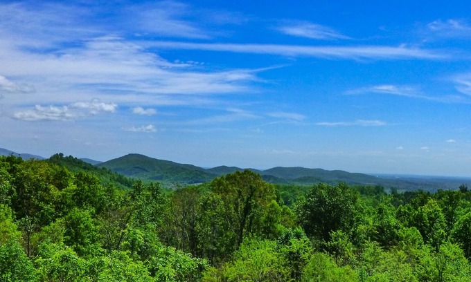 Bostic Cabin | Private Log Cabin with Mountain Views & Fun Amenities