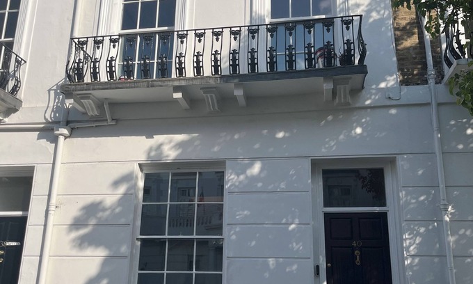Pimlico Apartment | Elegant 2BR Apartment Near Buckingham Palace with Spa