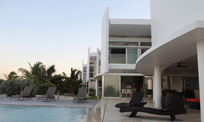 Miramar House | Elegant "Las Velas" Villas with Pool & Ocean View
