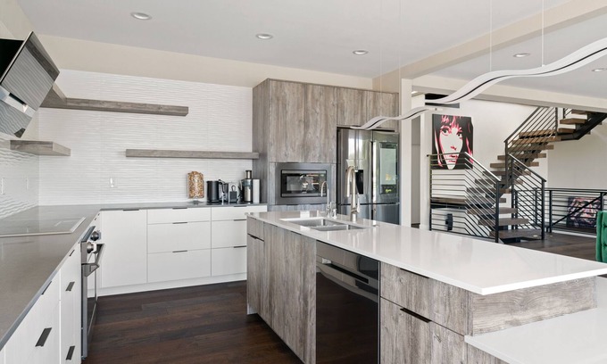 White Center House | Impressive West Seattle Mansion with Family-Friendly Amenities