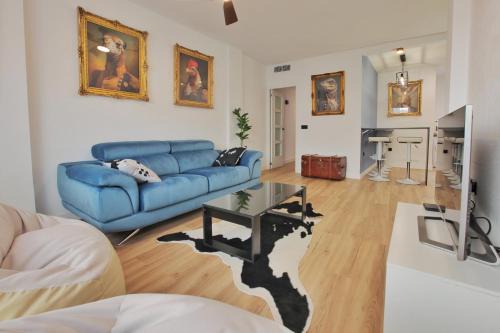 La Trinidad-San Juan y Todos los Santos Apartment | Stylish Mezquita Hotel: Rated 9.6/10 & Family Friendly