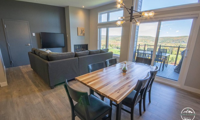 Saint-Jean-de-Matha Condo | Deluxe Mountain Condo with Golf and Spa Amenities