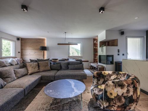 St. Moritz Apartment | Elegant Mountain Retreat with Private Sauna & Parking