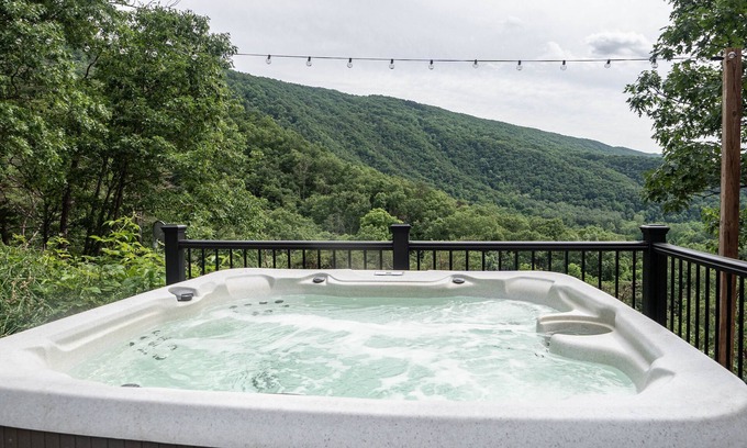 Maurertown Cabin | Mountain Retreat with Hot Tub & Breathtaking Views