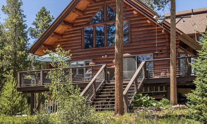 Homestead Hills House | Exquisite Mountain Retreat on 3 Acres with Spa & Ocean Views
