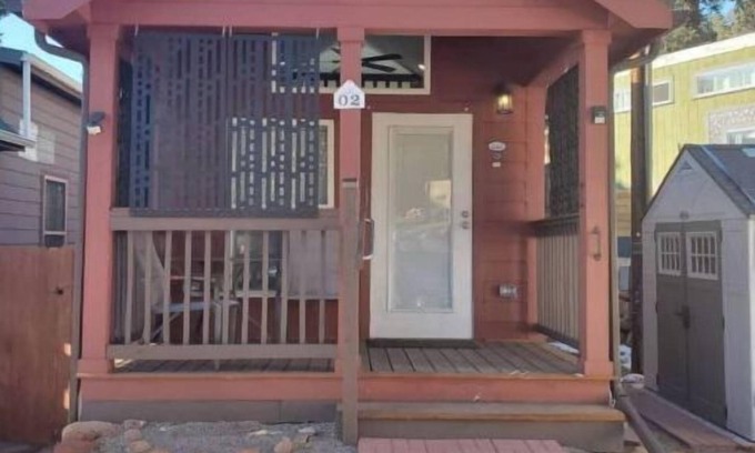 Woodland Park Cabin | Scenic Mountain Retreat: Family-Friendly Tiny Home Escape