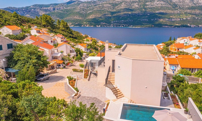 Medvinjak Apartment | Elegant Stay at Luxury Nest Maretta on Korcula Island