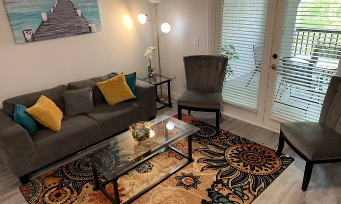 Glendale Sports and Entertainment District Apartment | Premier Oasis Apartment with Pool, Near Westgate Attractions