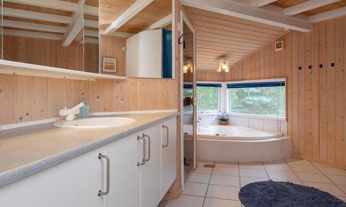 Hoensinge House | Pet-Friendly Holiday Home Nykøbing Sj XVII for Families