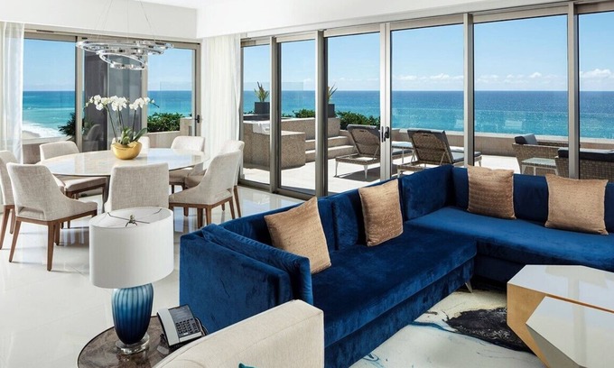Cabo San Lucas Resort | Indulge in a 5-Star Diamond Suite at Garza Blanca Resort