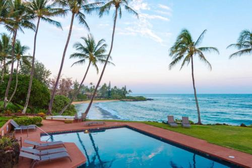 Wailua House Lots House | Oceanfront Ground Floor Condo with Pool & Hot Tub Access