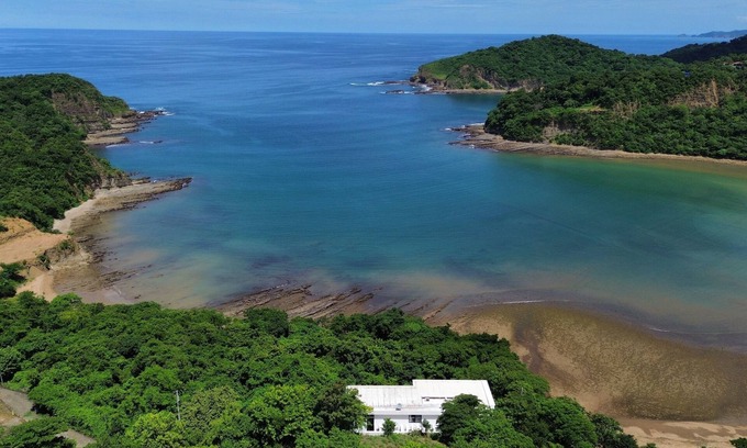 San Juan del Sur House | Modern Oasis with Breathtaking Views & Top Amenities