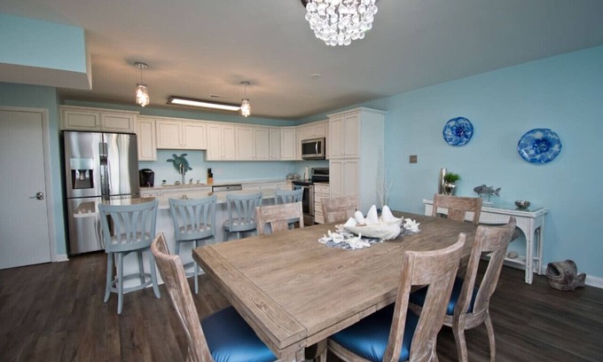 Crystal Coast Condo | Oceanview Condo: Steps to the Beach with Premium Amenities