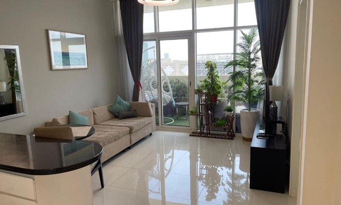 Jumeirah Village Apartment | Stylish One Bedroom Hotel Apartment in Damac Tower 108