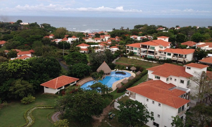 San Jose Condo | Elegant 5-Bedroom Beach Condo with Pool & Ocean View