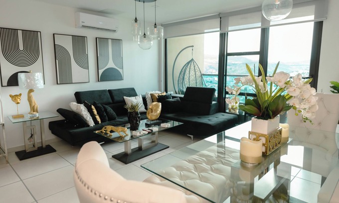 Tegucigalpa Apartment | Elegant Penthouse in Astria with Spa & Family-Friendly Touch