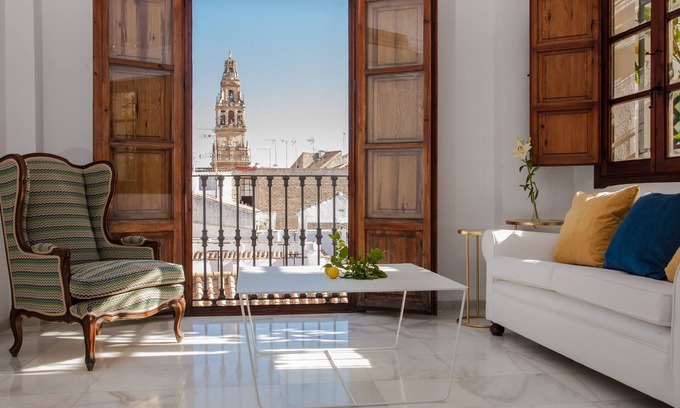 Jewish Quarter Apartment | Elegant Penthouse with Mosque Views and Spa Amenities
