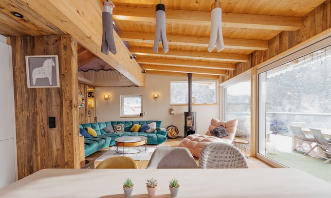 Medraz Apartment | Elegant Penthouse with Rooftop Terrace & Scenic Views