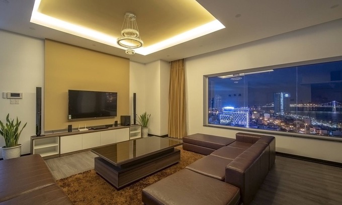 Hai Chau Apartment | Sky-High Penthouse with Private Rooftop and Ocean Views