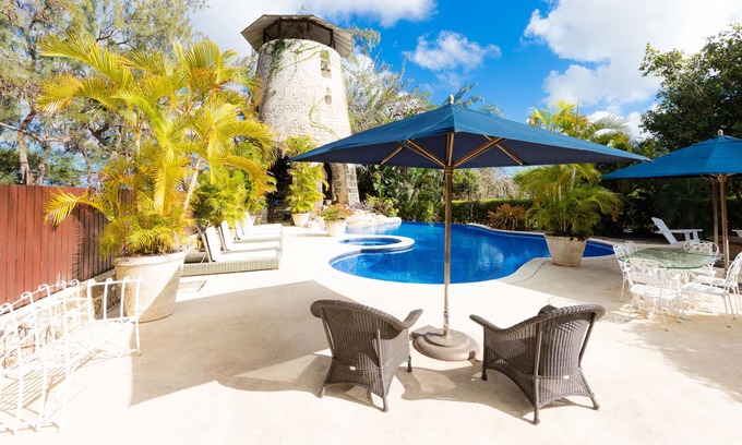 West Coast House | Luxury Plantation House