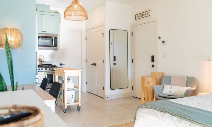 McKinley Apartment | Luxury Private Studio | Pool + Hot Tub with a view