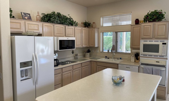 Sun City West House | Top-Rated Resort with Golf, Pools & Family-Friendly Amenities
