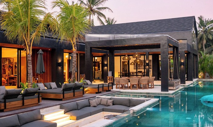 Singakerta Villa | Relaxing Rice Field Retreat in Ubud, Bali with Spa & Pool