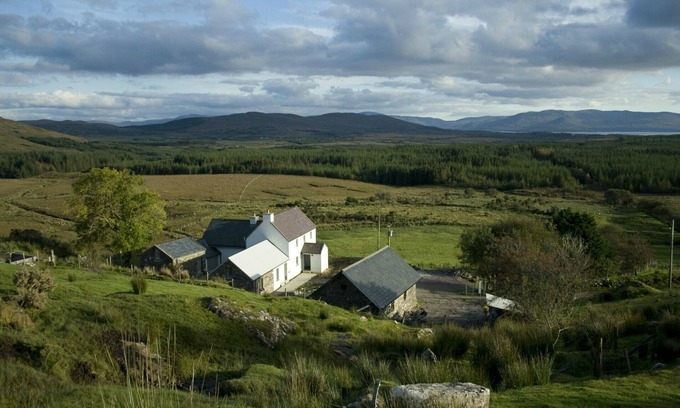 Sneem Cottage | Top-Rated Ring of Kerry Cottage with Oceanfront Views
