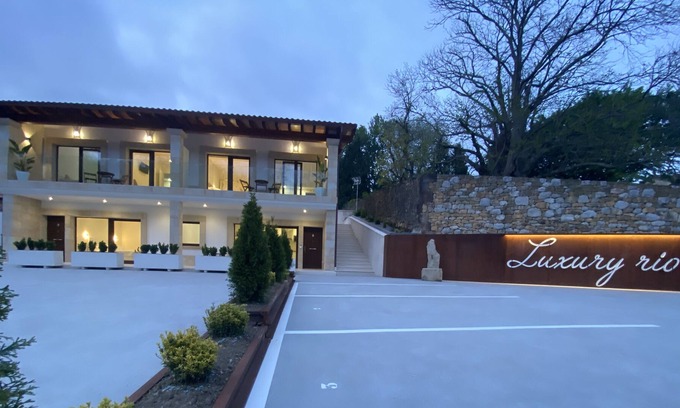 Herran Apartment | LUXURY RIO 3, Stylish apartment surrounded by nature, 5km from the beach.