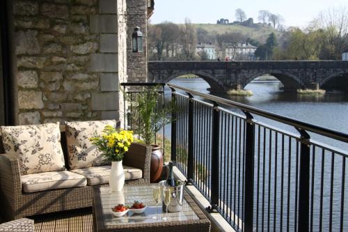 Kendal Apartment | Riverside Apartment in Kendal - 10/10 Guest Rated Getaway