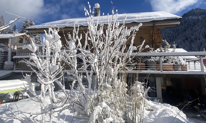 Morgins Ski Chalet | Luxury & Romantik Husky Chalet, ski in & out