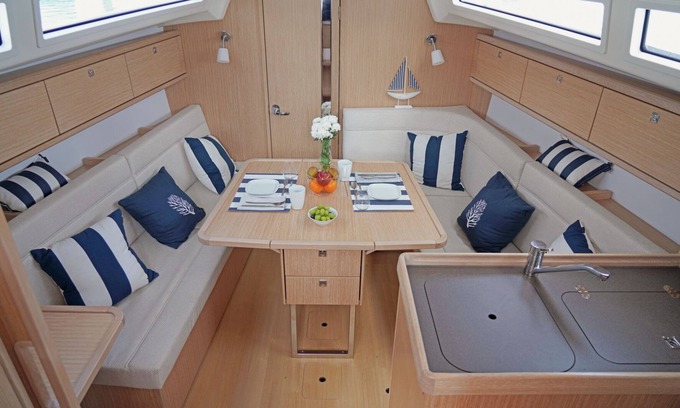 Belem Boat Rental | Top-Rated Luxury Sailing Boat with Spa and Breakfast