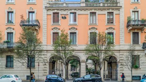 San Vittore Apartment | Discover Sant'Ambrogio Suite Apartment - 4 Star Excellence