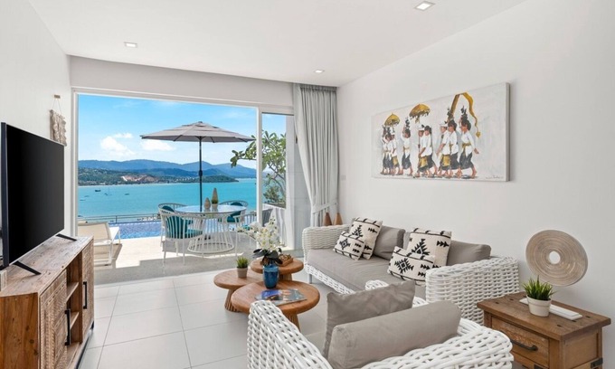Plai Laem Apartment | Idyllic Sea View Apartment with Pool Access and Breakfast