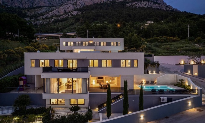 Omis House | Seafront Villa Petra: Heated Pool & Ocean View Retreat