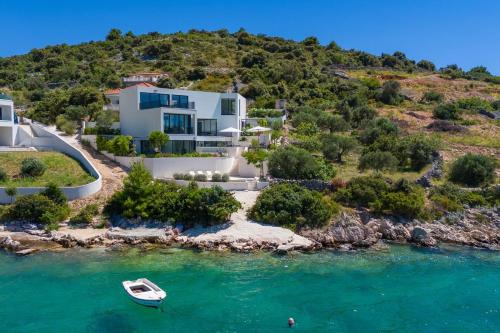 Rogoznica Villa | Seafront Villa Roots: Private Heated Pool & Ocean Views