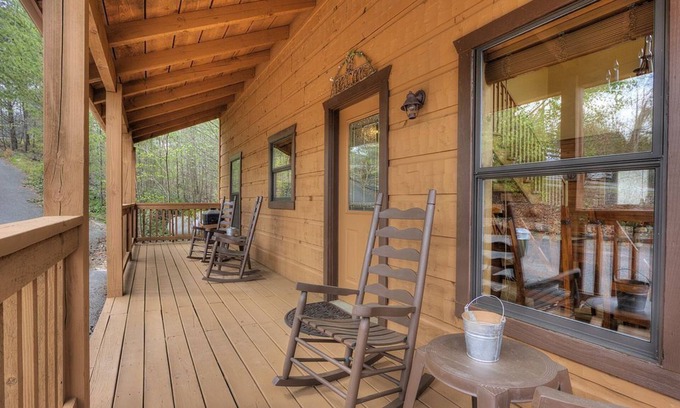 Sevierville Cabin | Secluded 1 bd+loft Cabin with Pool & Spa - Guest Rated 10/10!