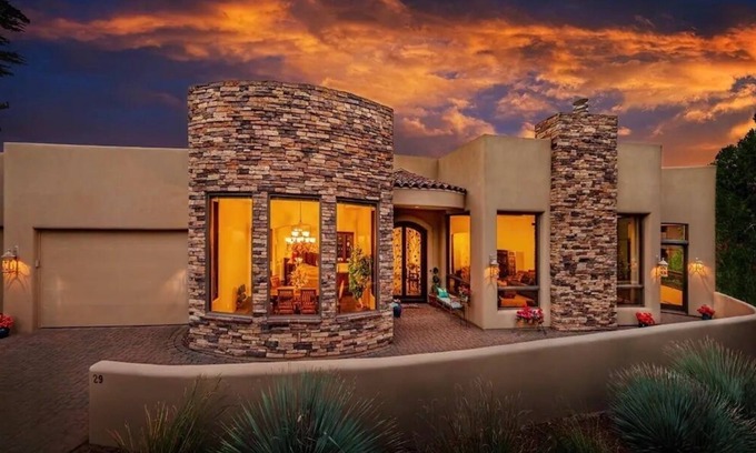 Oak Creek House | Elegant Sedona Retreat with Breathtaking Red Rock Views