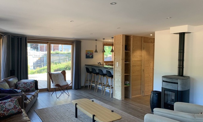 Montriond Ski Chalet | Premier Self-Catered Chalet with Hot Tub in Morzine-Avoriaz