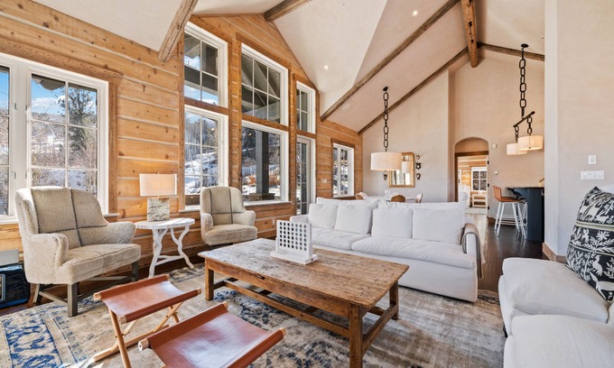 Avon Cabin | Designer Cabin in Bachelor Gulch: Ski-in/Ski-out Retreat