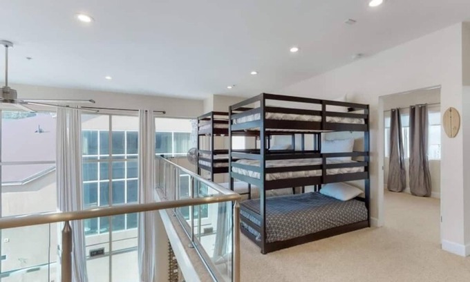 Brian Head House | Prime Slopeside Retreat with Free Shuttle Service