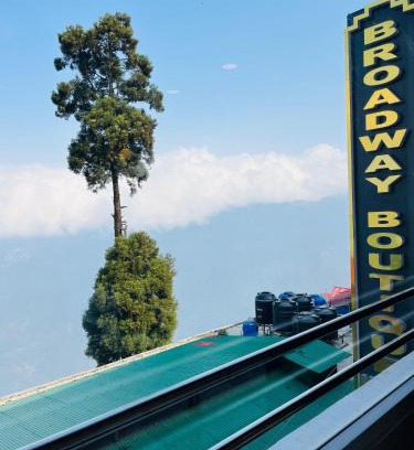 Darjeeling Hotel | Discover Pet-Friendly Hotels in Darjeeling, India