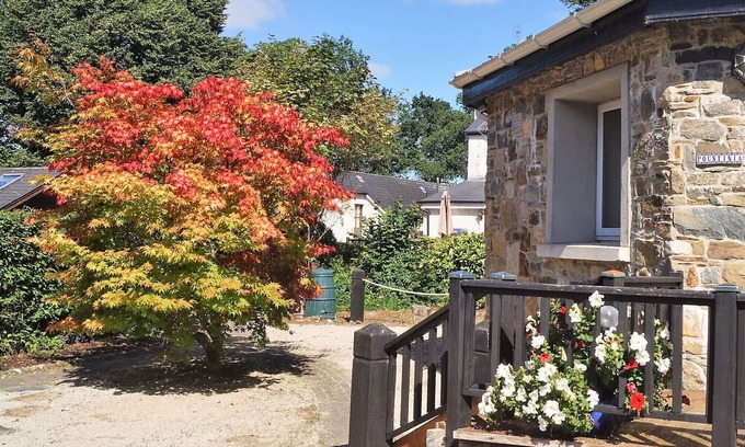 Stratford Cottage | Pet-Friendly Stone Cottage in Wicklow Mountains - 10/10 Rating
