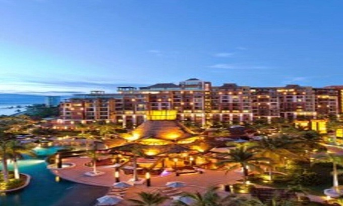 Playa Mujeres Condo | Exceptional Oceanfront Studio Suite at Villa del Palmar Cancun